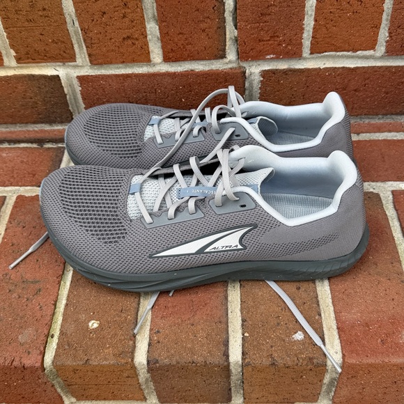 Altra Men's Escalante 4 - Picture 2 of 4